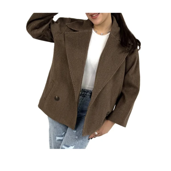 پالتو کوتاه جناقی زنانه | خرید پالتو فوتر یقه انگلیسی فری سایز برند پانیذ ۵۸۸ - Image 3