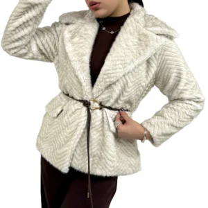 کت پوست یقه انگلیسی زنانه | خرید کت خزدار لوکس برند پانیذ کد ۷۸۳